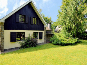 Inviting chalet in the woods in Ovifat